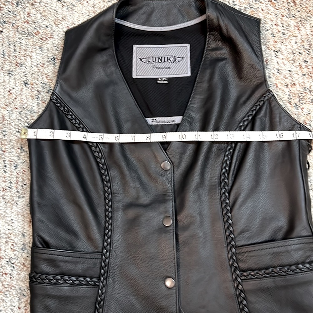 Unik Motorcycle Cowhide Leather Braided Vest - Large - Tall - Picture 9 of 9